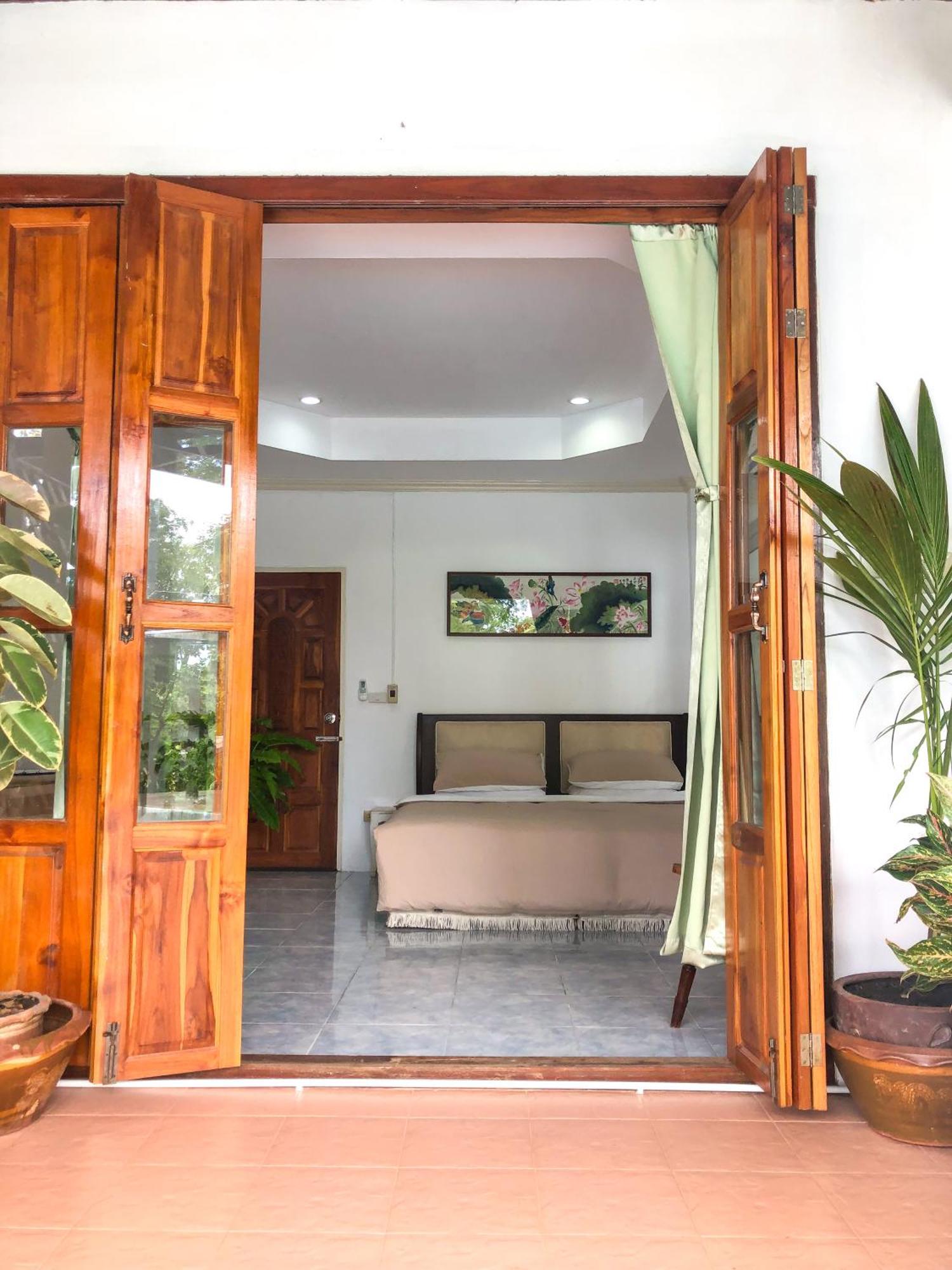 River Flow House Bangtanod Photharam Exterior photo